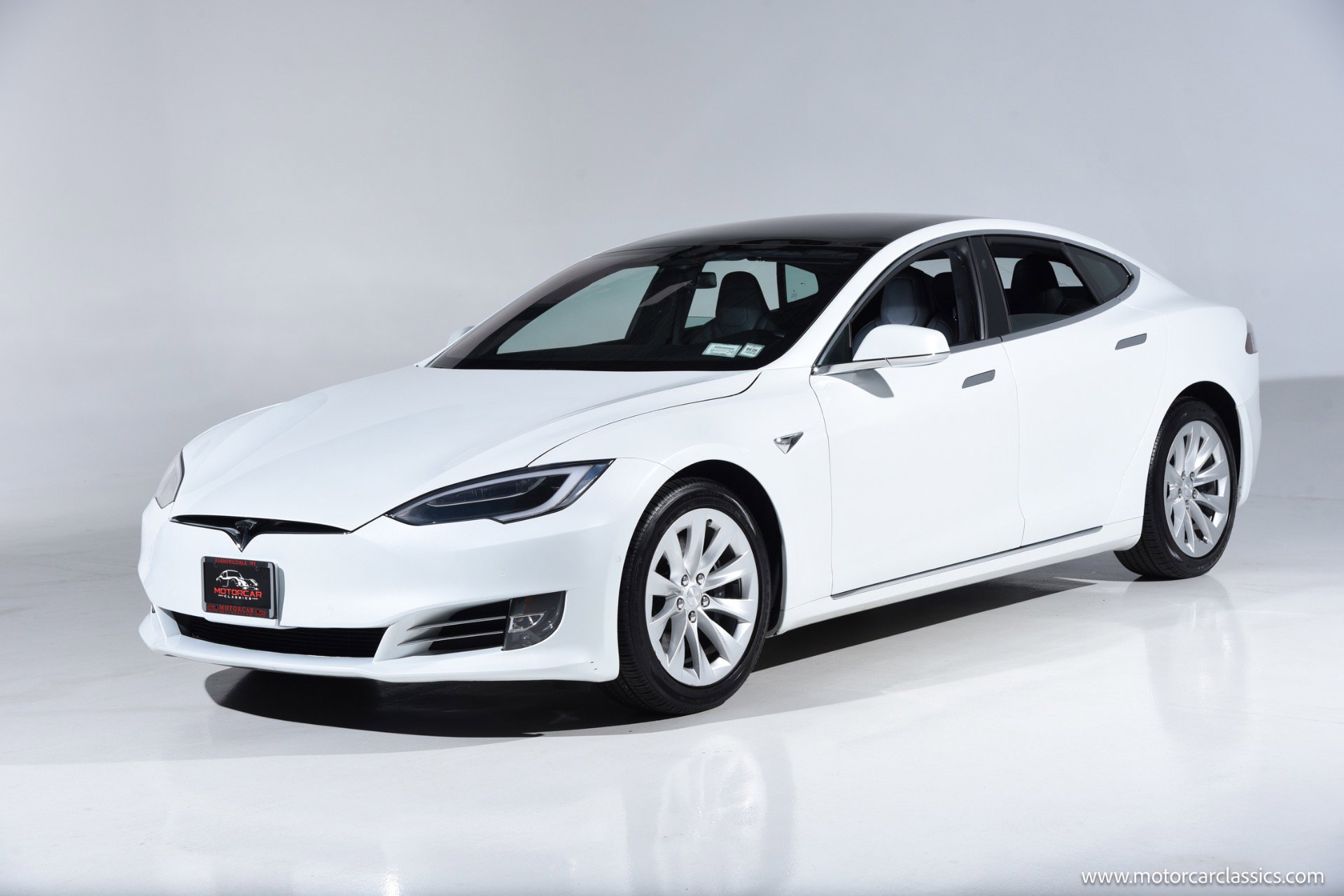 Used 2018 Tesla Model S 100D image 3