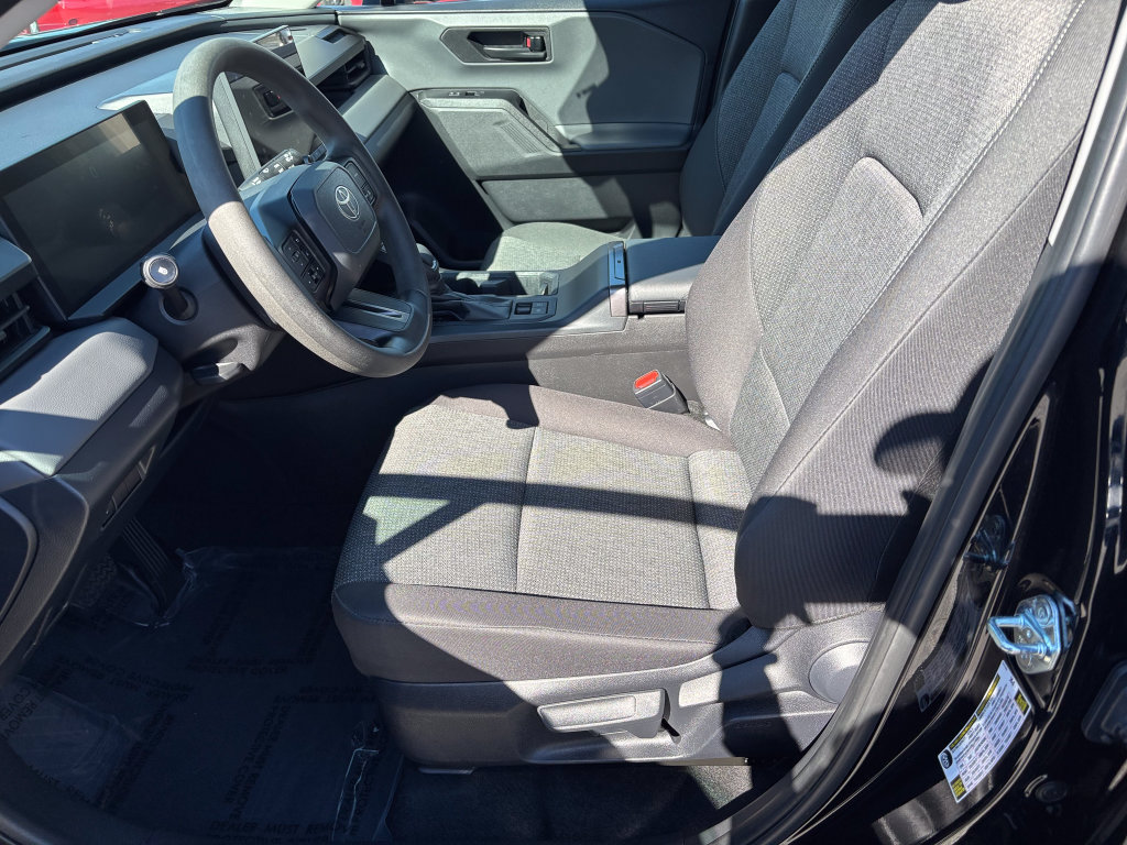 Certified 2026 Toyota RAV4 LE AWD/4WD image 17