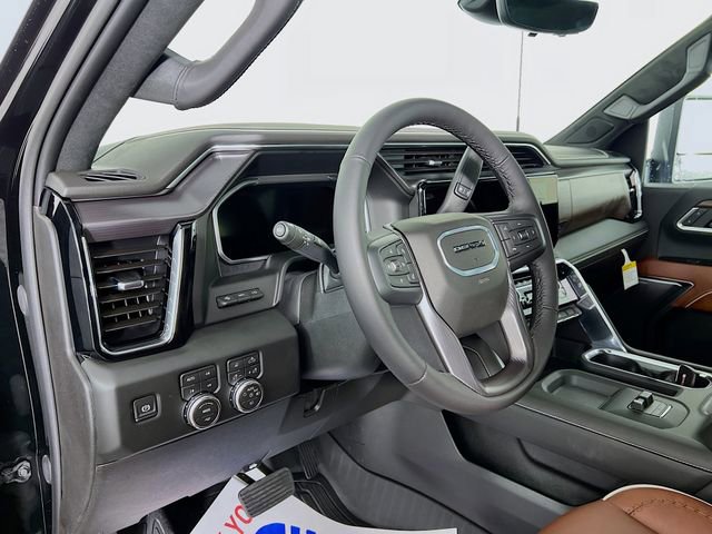 New 2026 GMC Sierra 3500 Denali Ultimate w/ LPO, Black Badging Package image 8