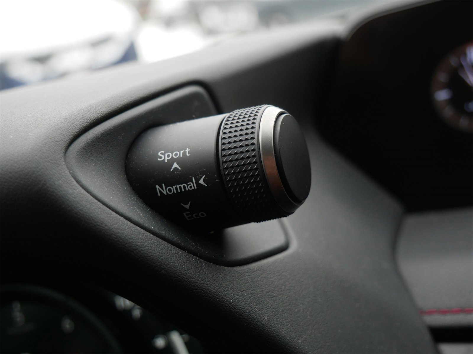 Used 2019 Lexus UX 200 F Sport w/ F Sport Premium Package image 22