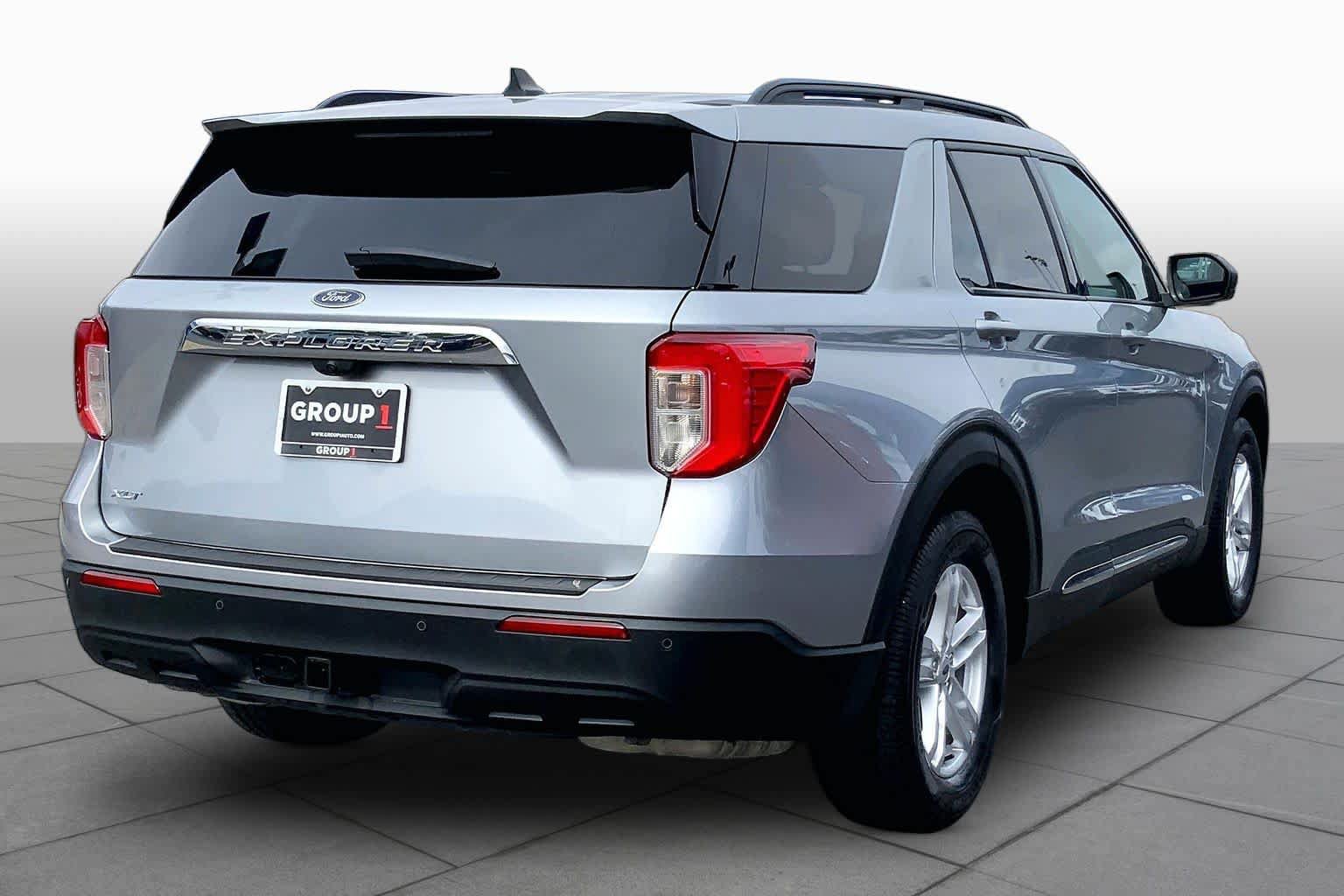 Used 2022 Ford Explorer XLT w/ Class IV Trailer Tow Package RWD image 13