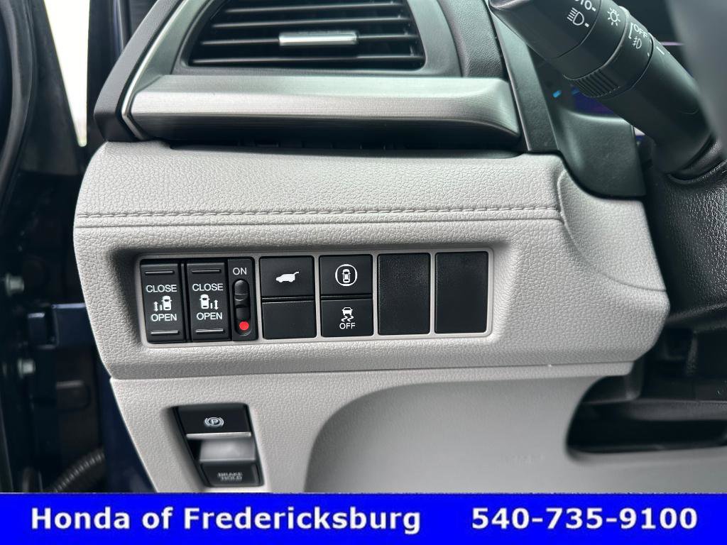 Used 2023 Honda Odyssey EX-L image 26