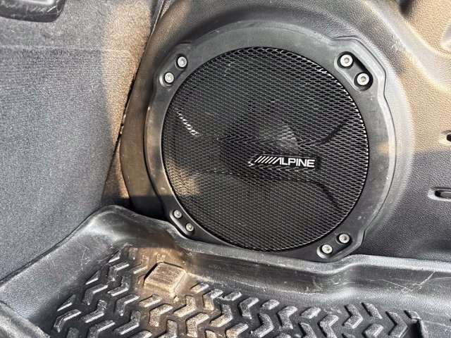 Used 2019 Jeep Wrangler Unlimited Sahara w/ Quick Order Package 24M Moab AWD/4WD image 15