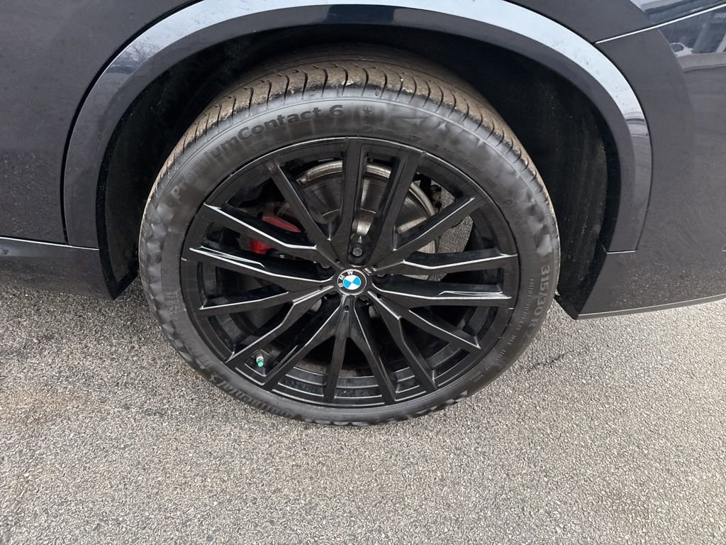 Used 2022 BMW X5 xDrive40i w/ M Sport Package image 6