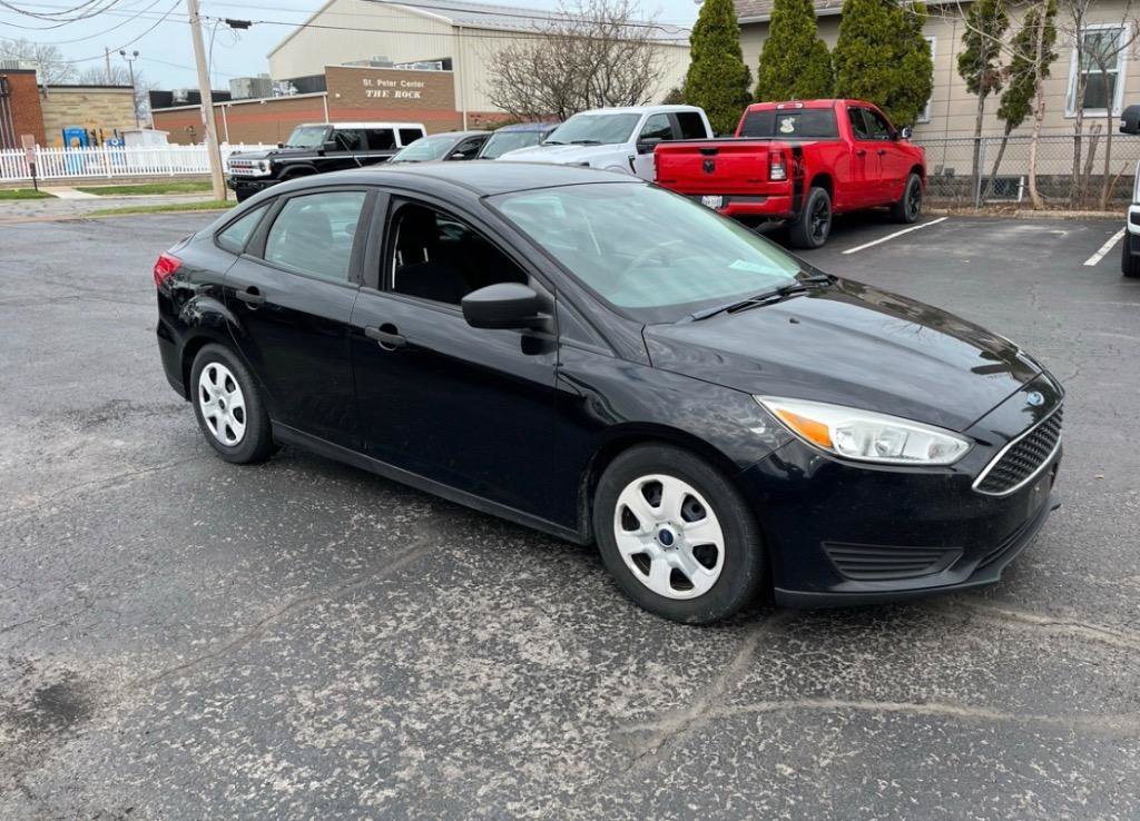 Used 2016 Ford Focus S FWD image 3