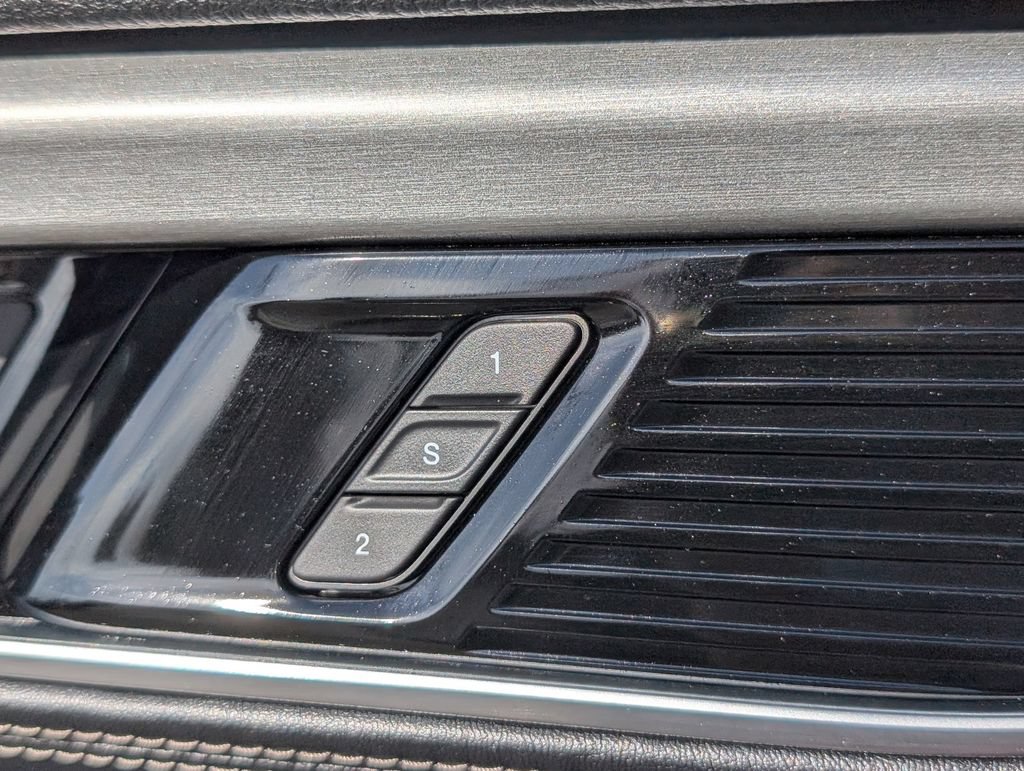 Used 2023 Jeep Wagoneer Series II AWD/4WD image 17