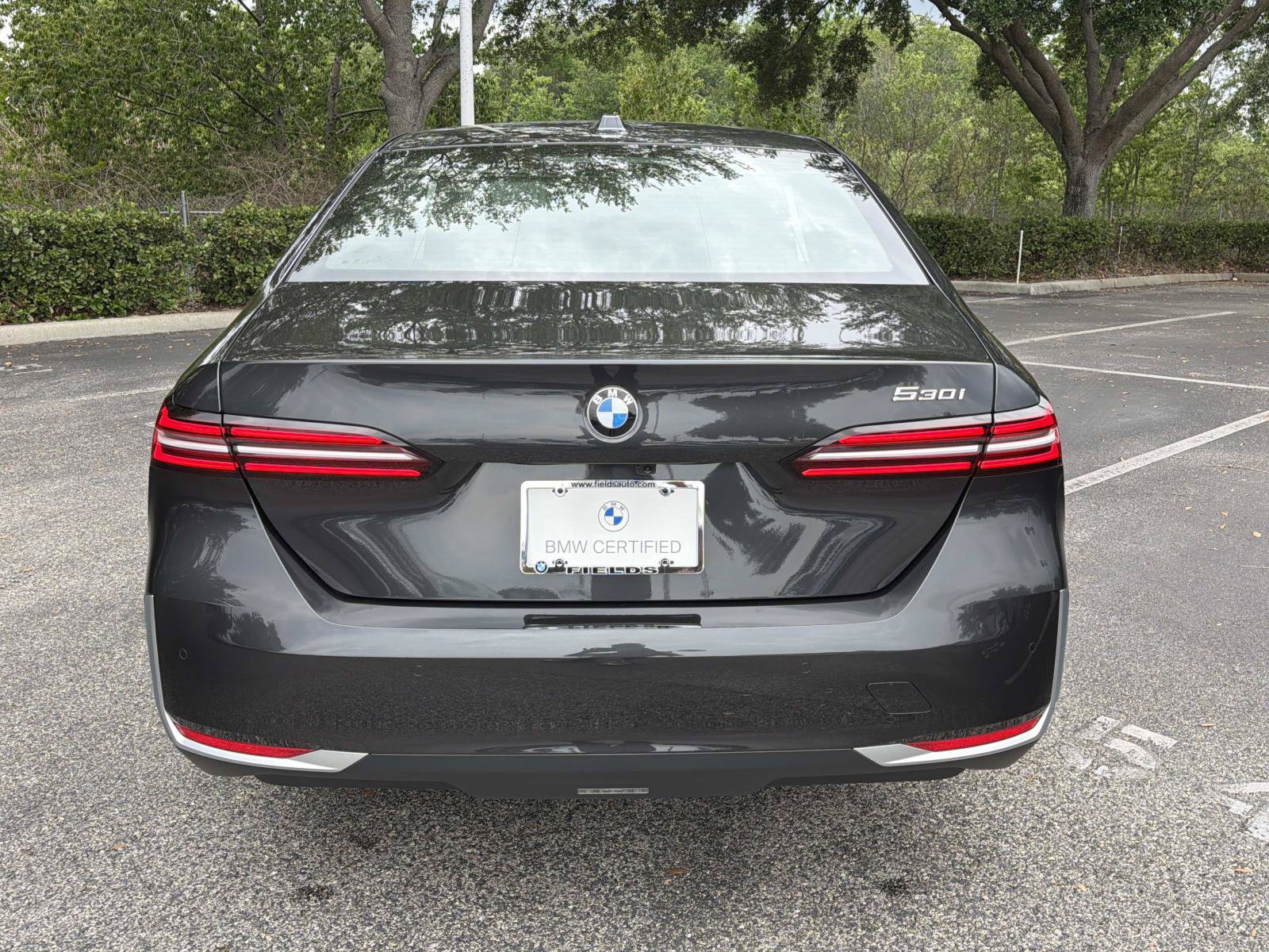 Certified 2026 BMW 530i RWD image 5