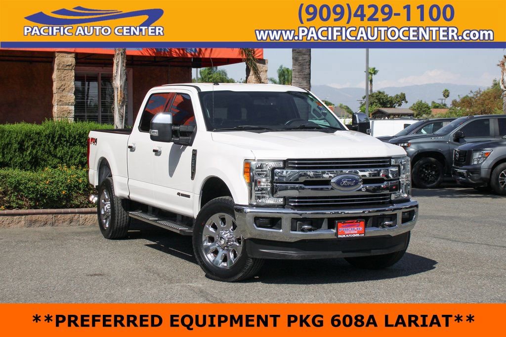 Used 2017 Ford F250 Lariat w/ Chrome Package image 1
