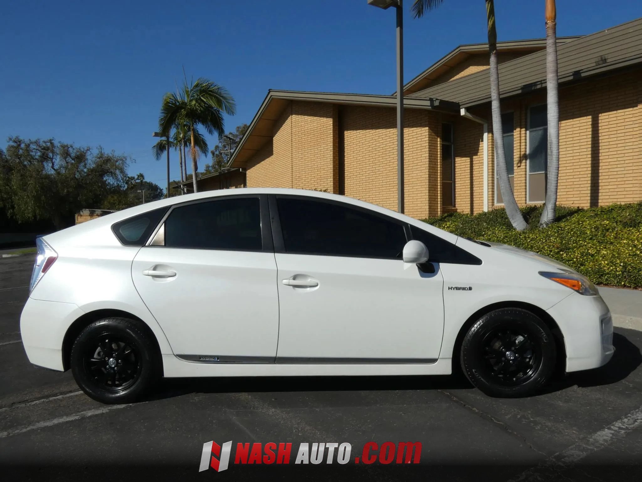 Used 2014 Toyota Prius Two FWD image 7