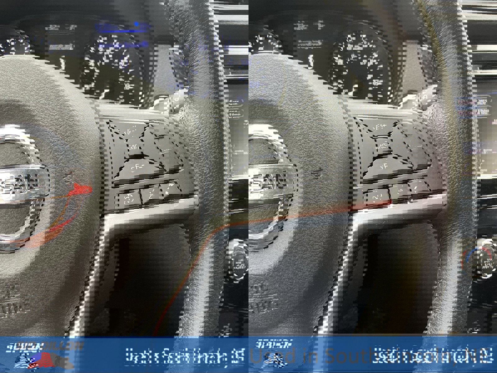 Used 2019 Nissan Rogue SV image 10