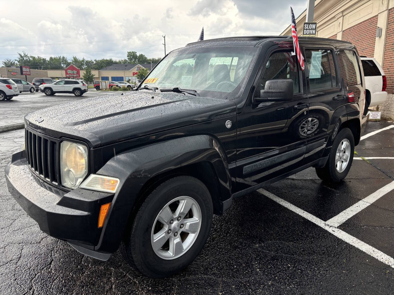 Used 2009 Jeep Liberty Sport AWD/4WD image 3