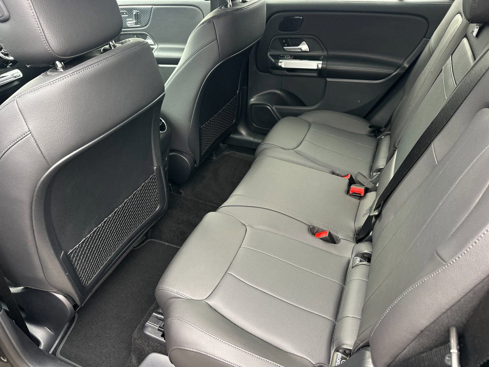 Certified 2026 Mercedes-Benz GLB 250 4MATIC image 11