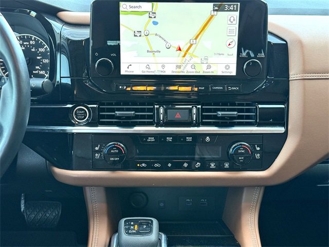 Used 2023 Nissan Pathfinder Platinum image 32