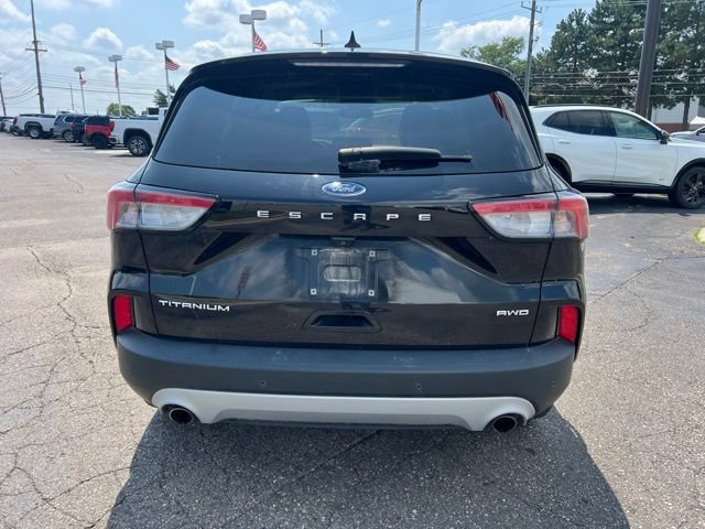 Used 2022 Ford Escape Titanium AWD/4WD image 6