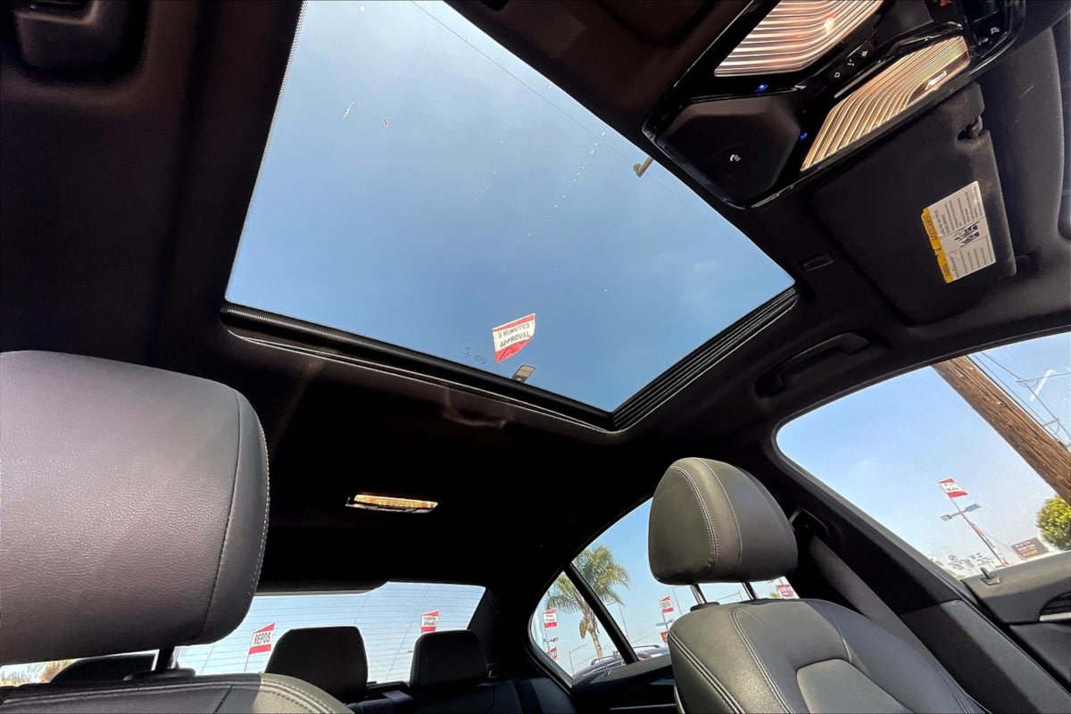 Used 2020 BMW 530i w/ Convenience Package image 22