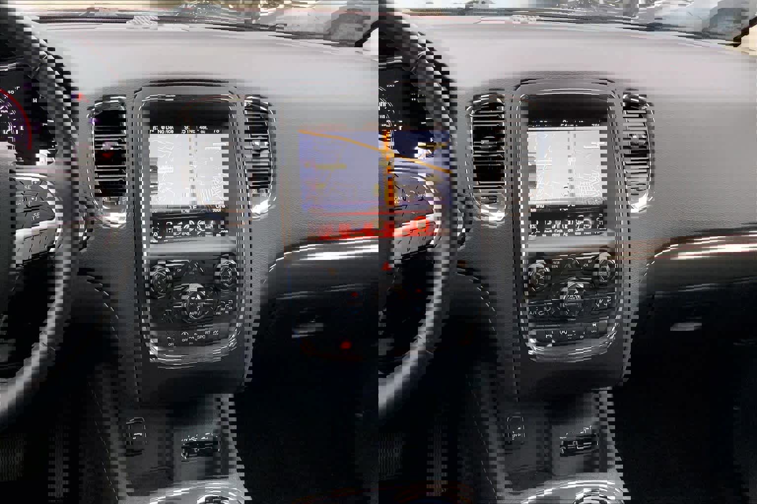 Used 2017 Dodge Durango GT w/ Premium Group image 7