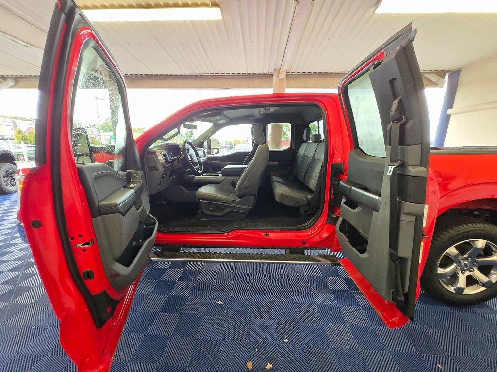 Used 2022 Ford F150 XLT w/ Equipment Group 302A High image 22