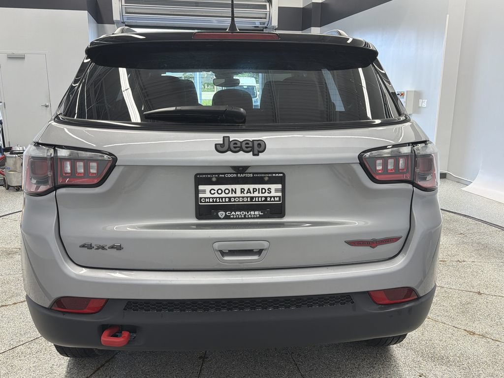Used 2022 Jeep Compass Trailhawk AWD/4WD image 17