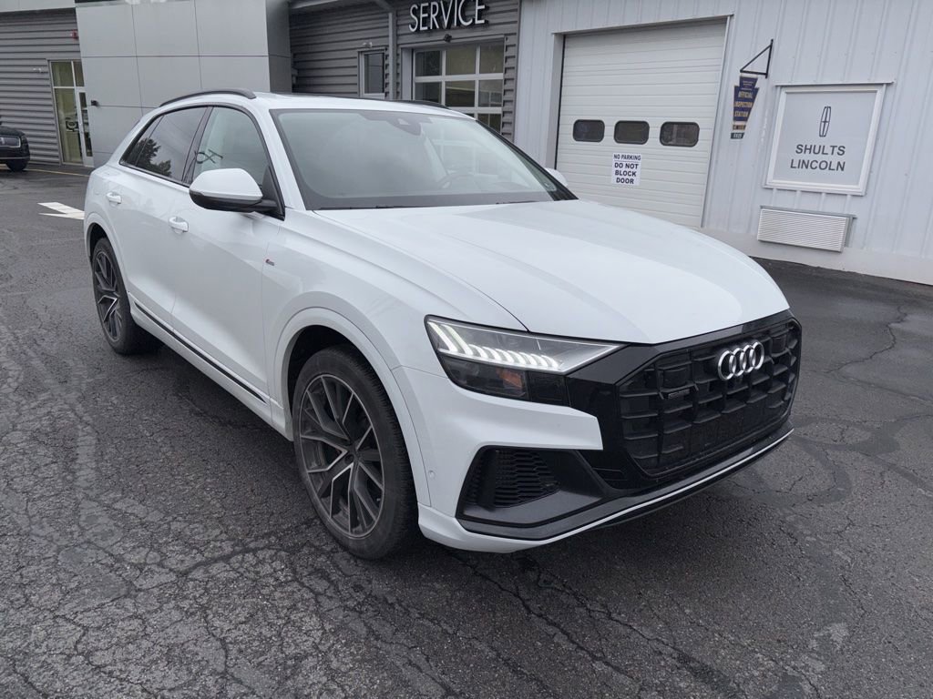 Used 2023 Audi Q8 Prestige AWD/4WD image 4