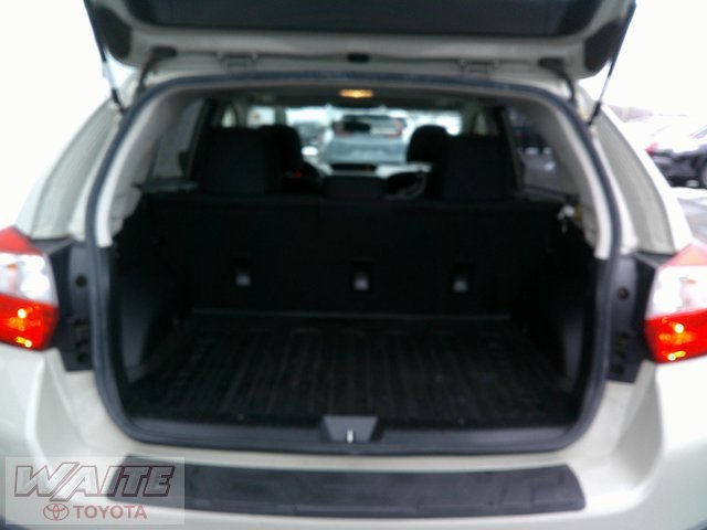 Used 2016 Subaru Crosstrek 2.0i Premium w/ Moonroof Package image 22