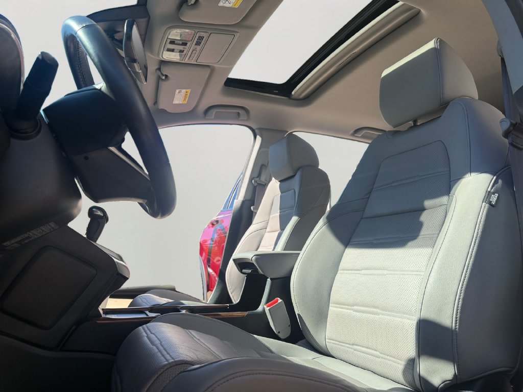 Used 2022 Honda CR-V Touring image 22