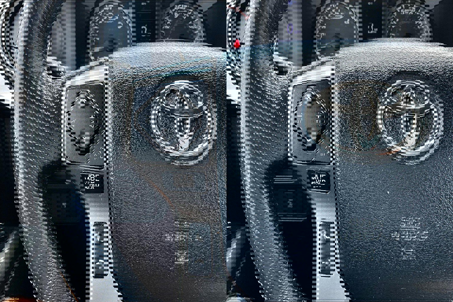 Used 2019 Toyota Tacoma SR5 image 18