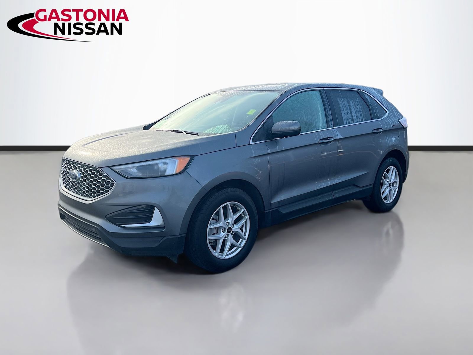 Used 2024 Ford Edge SEL video 3