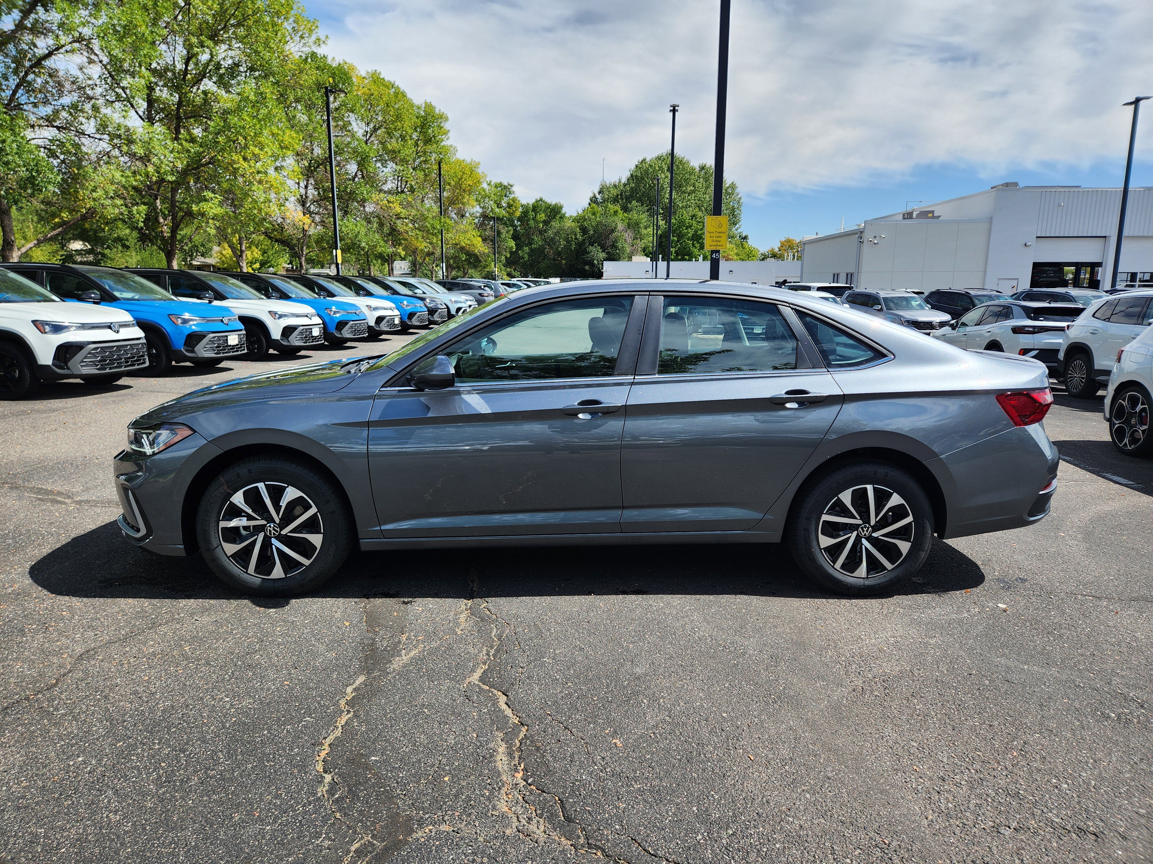 New 2025 Volkswagen Jetta S image 4