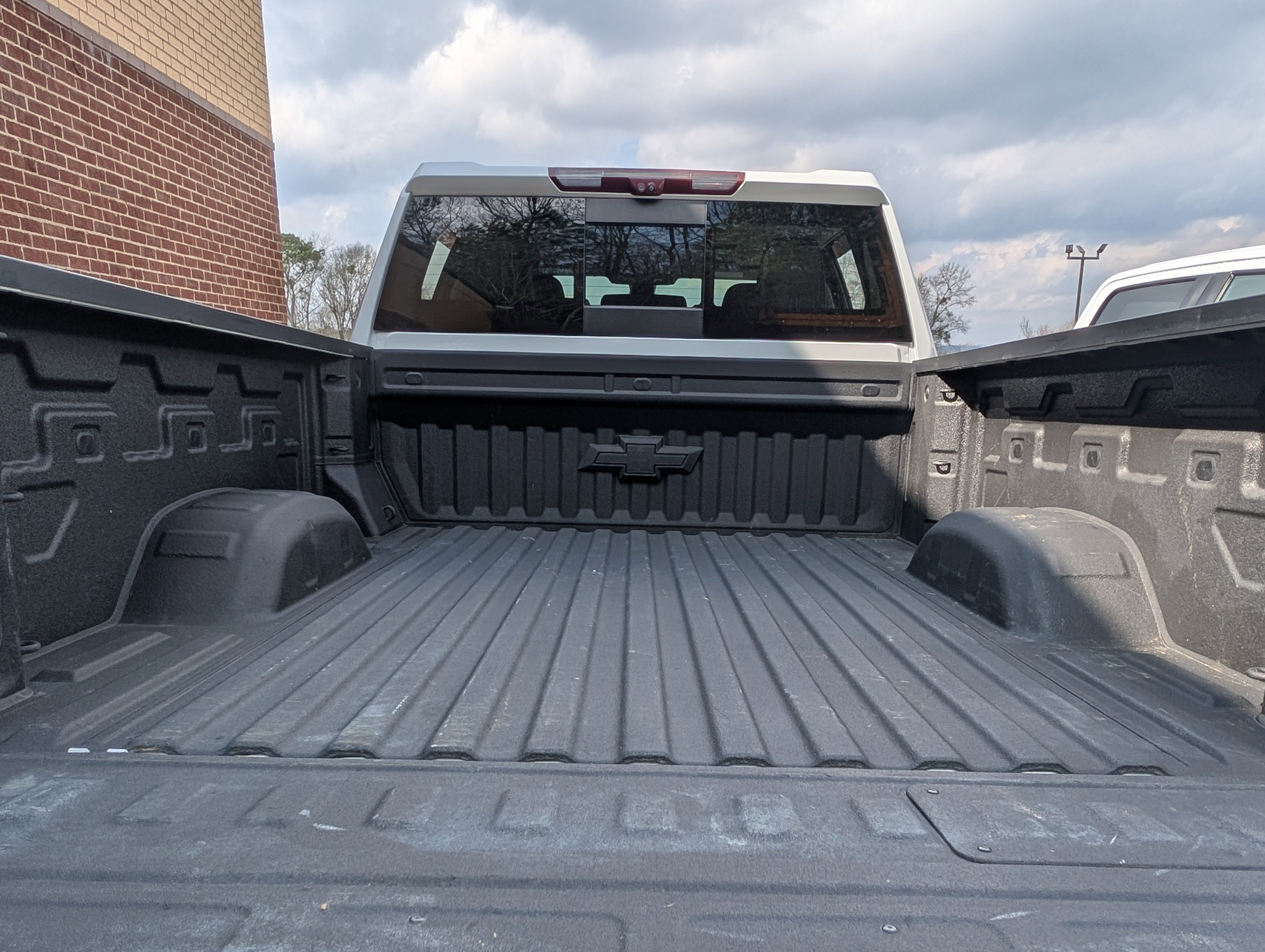 Used 2021 Chevrolet Silverado 2500 LTZ w/ LTZ Premium Package image 19