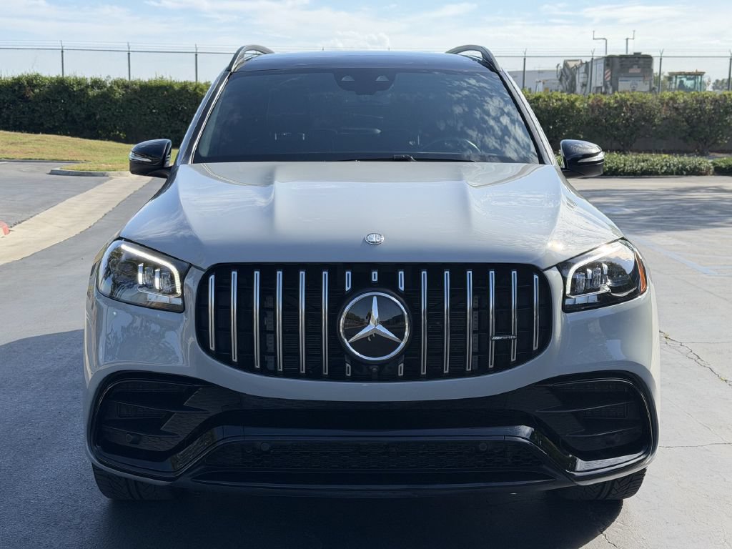 Used 2024 Mercedes-Benz GLS 63 AMG 4MATIC image 4
