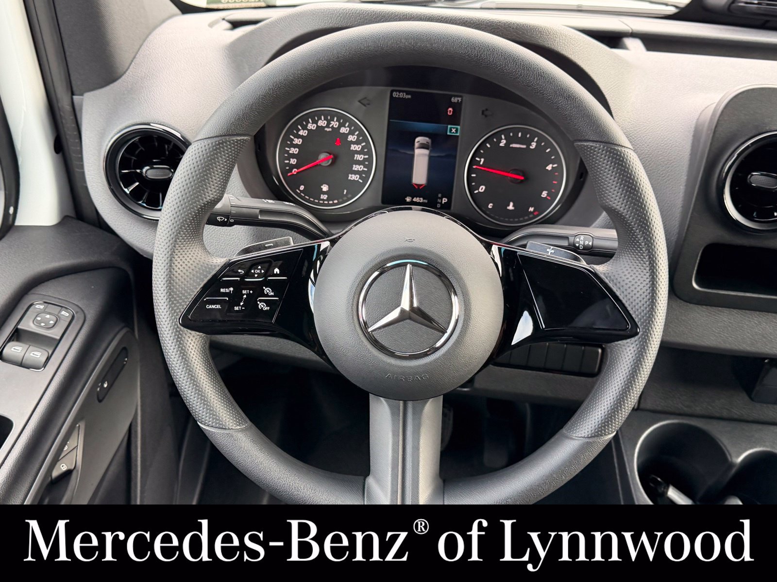 Used 2025 Mercedes-Benz Sprinter 2500 image 24