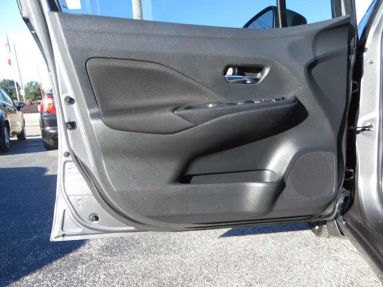 Used 2021 Nissan Versa SV image 35