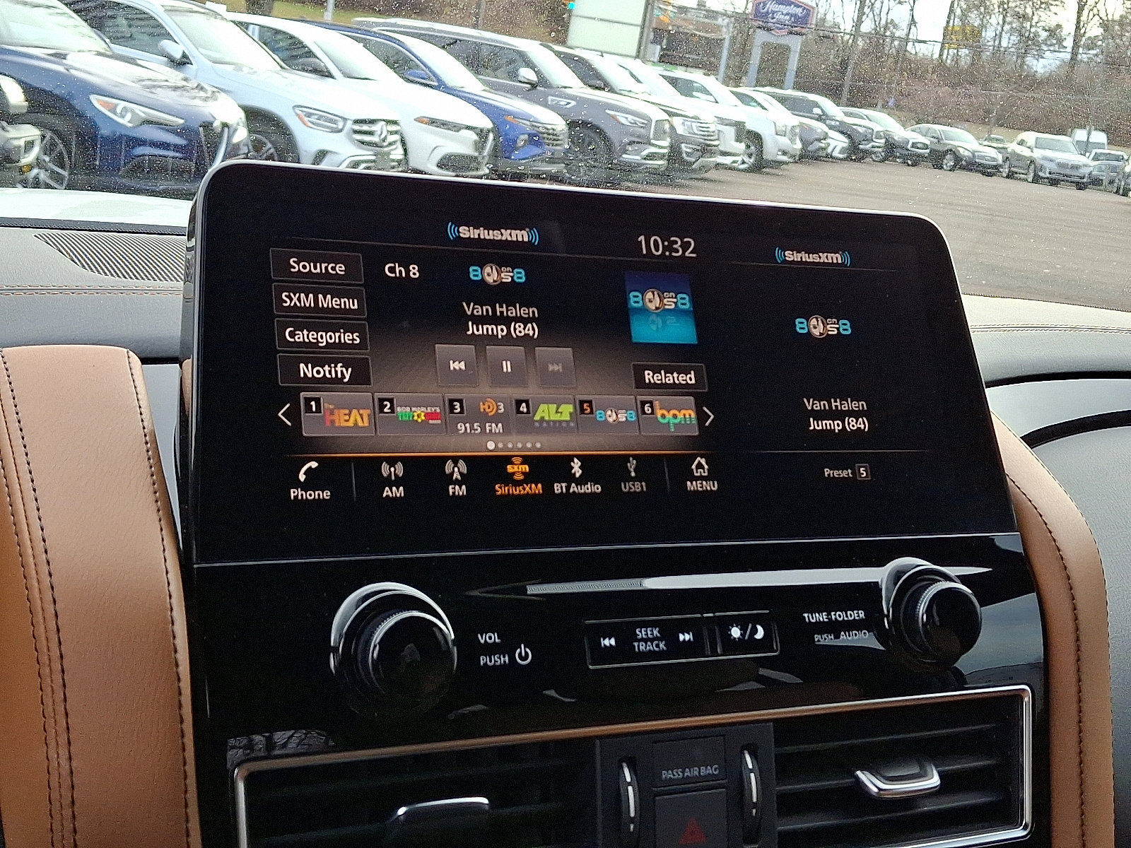 Used 2024 INFINITI QX80 Sensory image 20