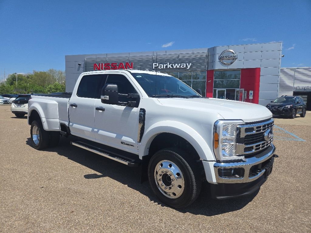 Used 2023 Ford F450 XLT AWD/4WD image 1