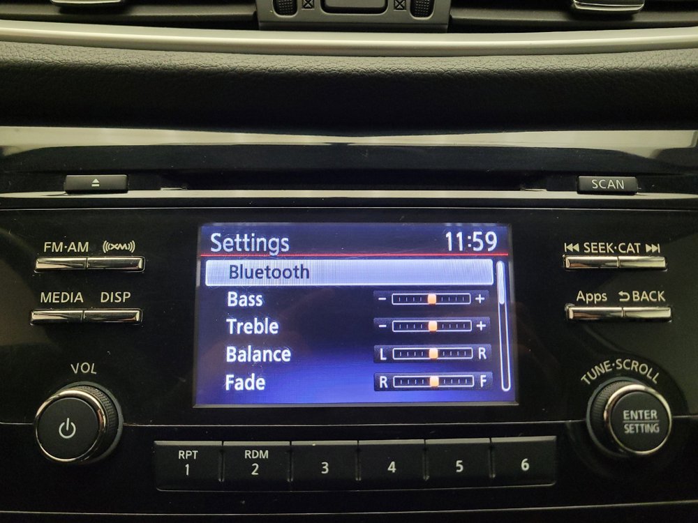 Used 2016 Nissan Rogue S w/ S Family Package FWD image 25