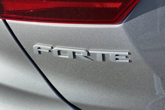 Certified 2024 Kia Forte LXS FWD image 32