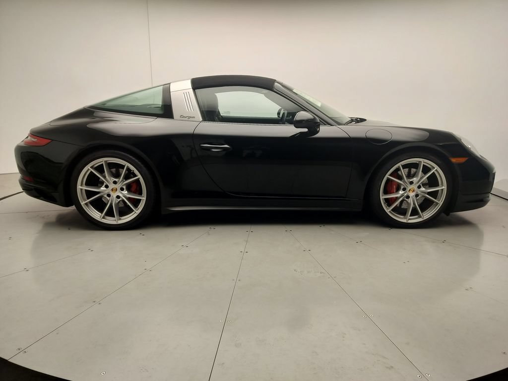 Certified 2019 Porsche 911 Targa 4S AWD/4WD image 4