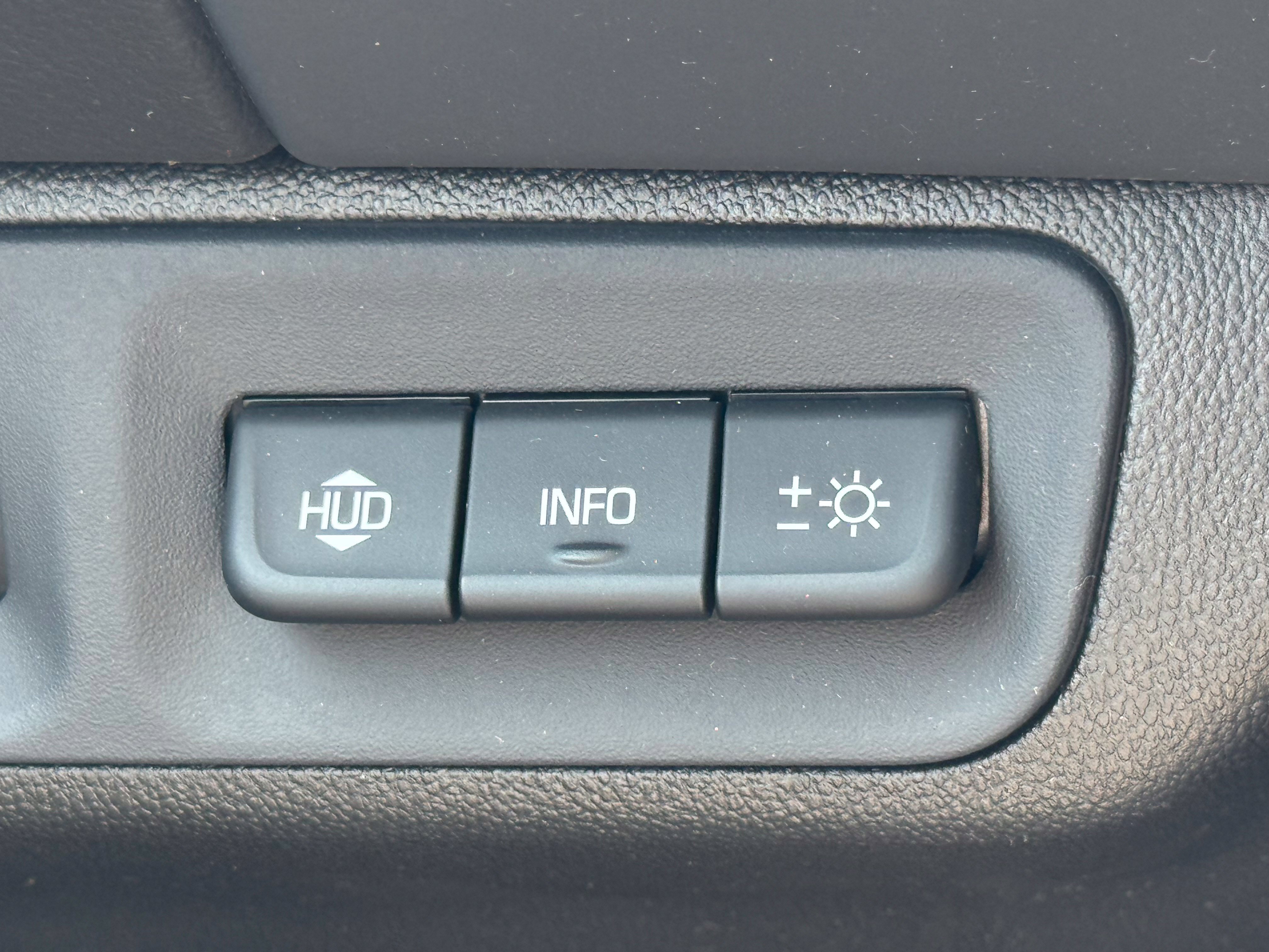 Used 2022 GMC Acadia SLT w/ Technology Package AWD/4WD image 44