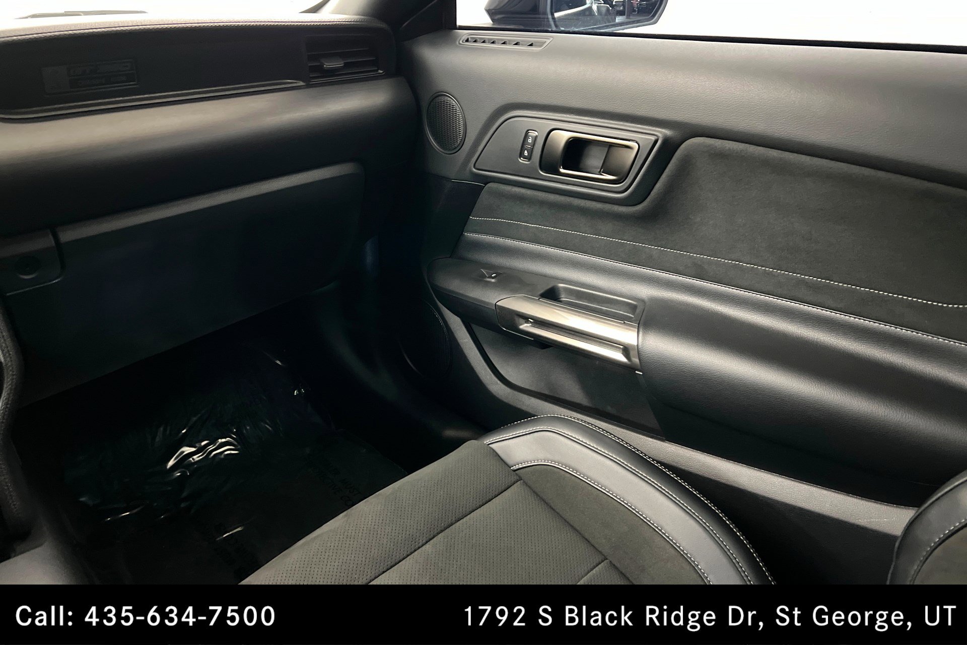 Used 2017 Ford Mustang Shelby GT350 image 10