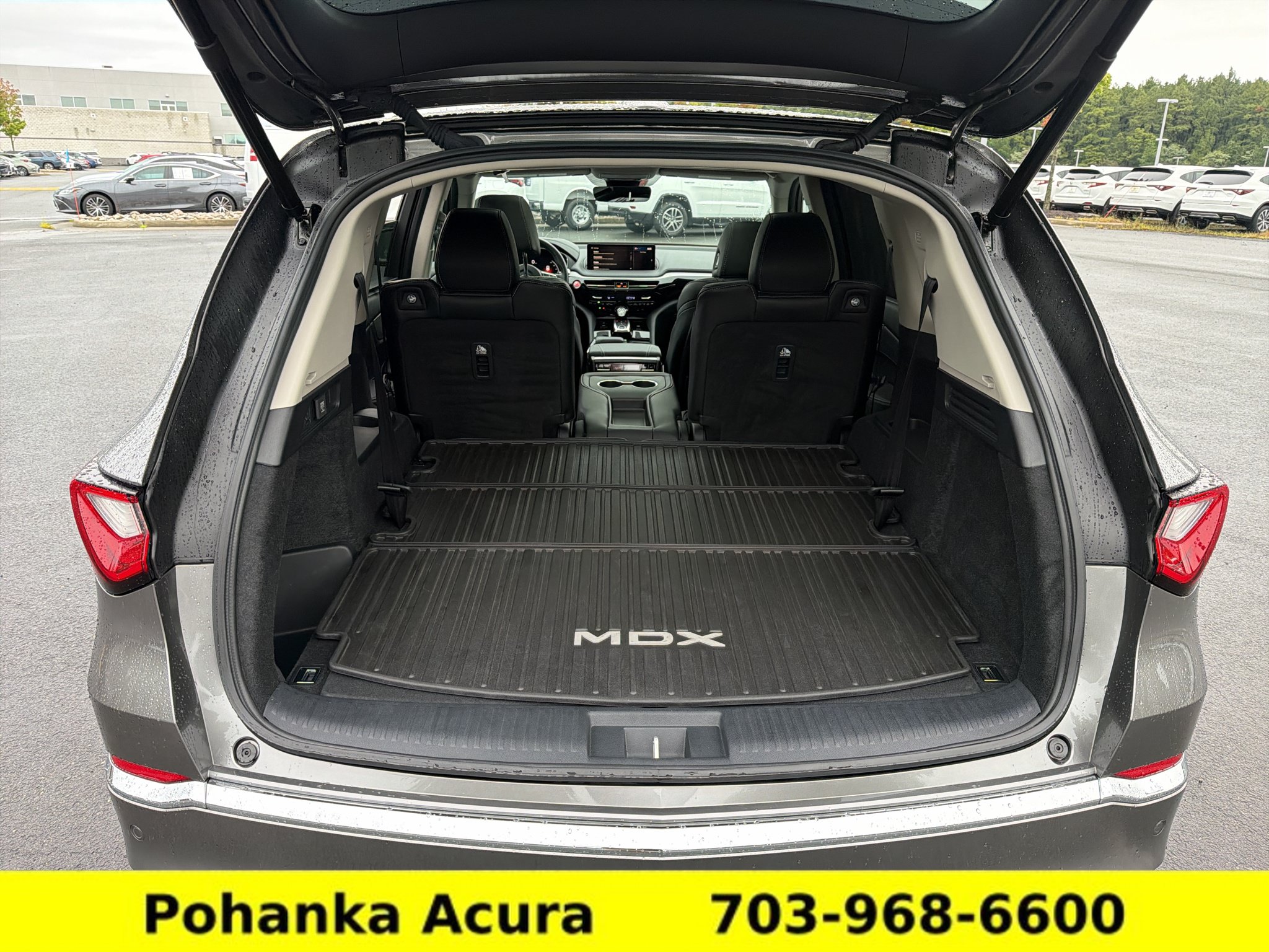 Used 2024 Acura MDX w/ Technology Package AWD/4WD image 28