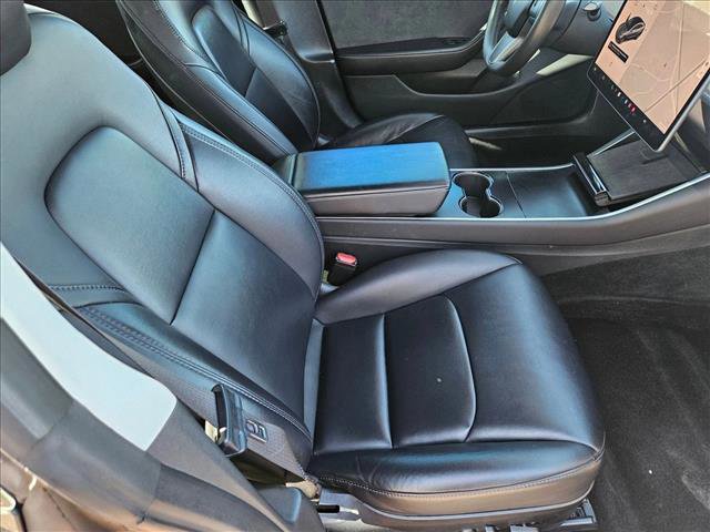 Used 2018 Tesla Model 3 Long Range image 18
