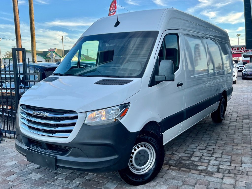 Used 2019 Freightliner Sprinter 2500 image 28
