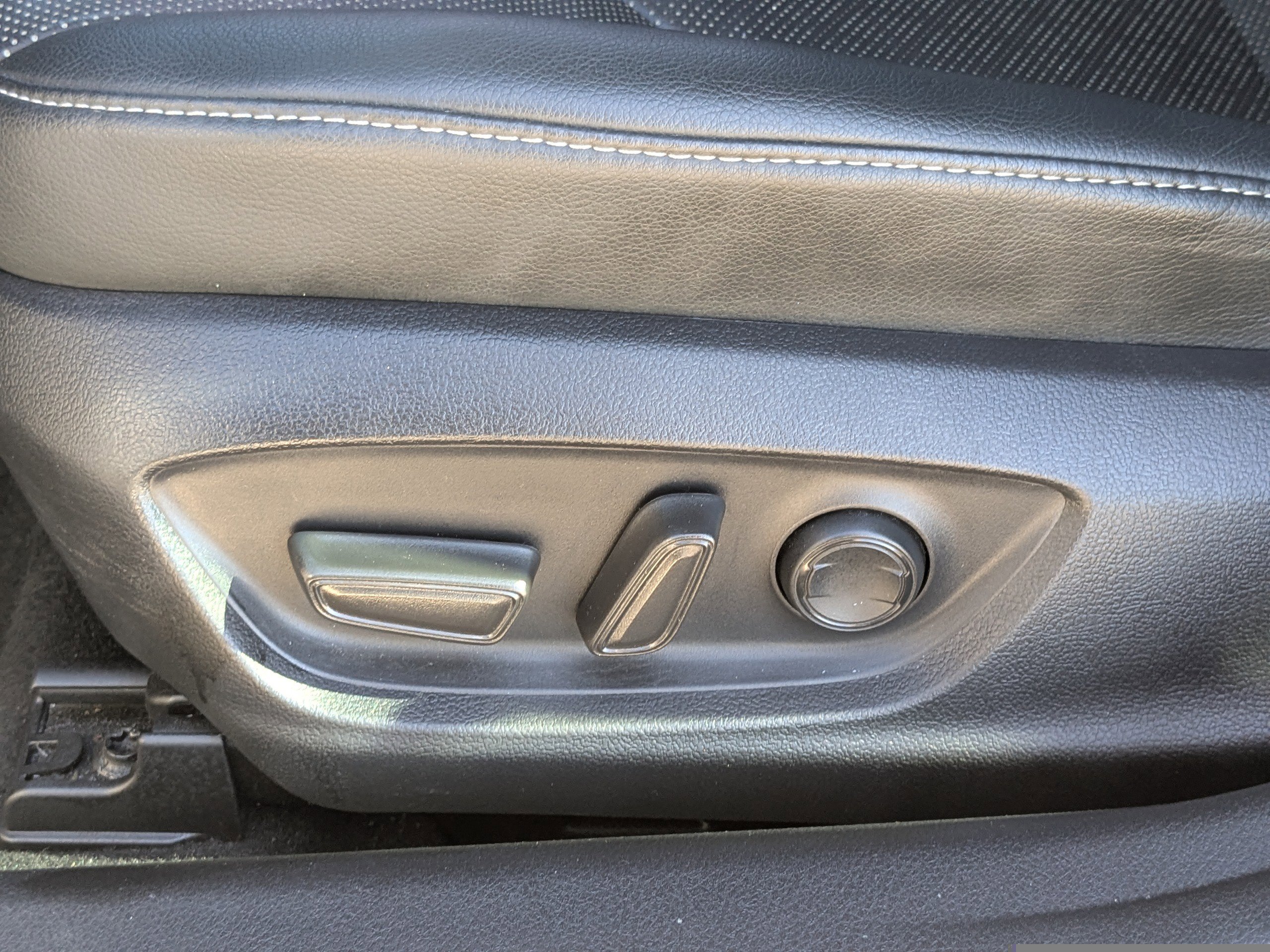 Used 2023 Toyota Camry XSE image 20