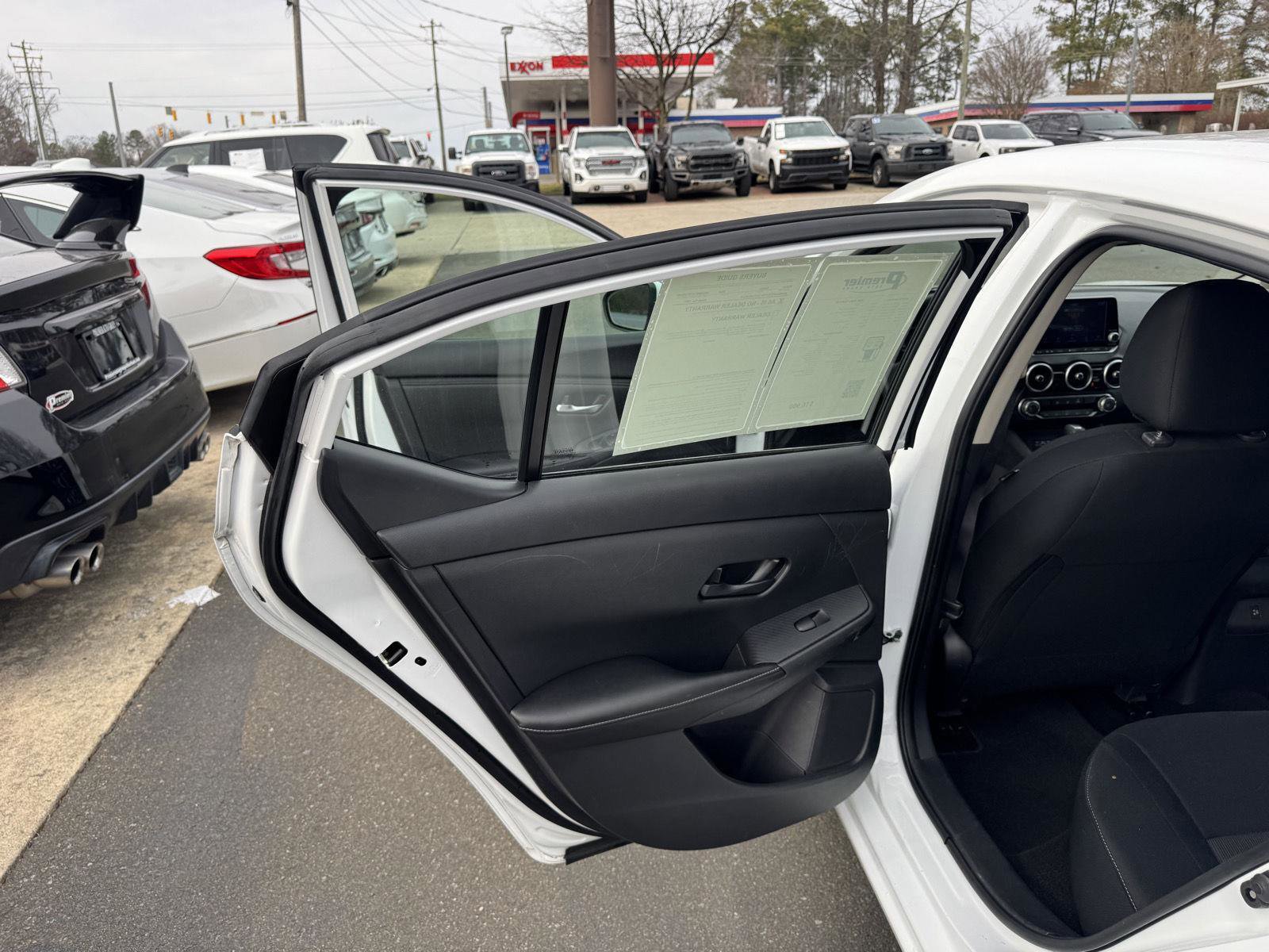 Used 2024 Nissan Sentra SV image 7