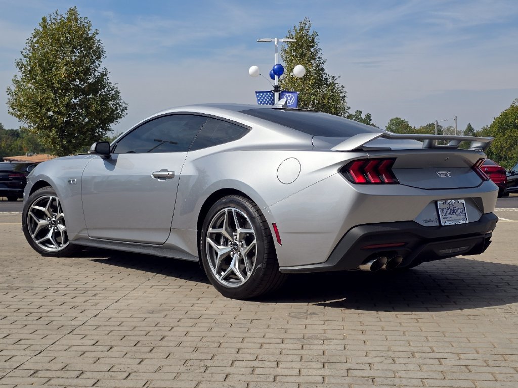 Used 2024 Ford Mustang GT Premium w/ GT Performance Package RWD image 20