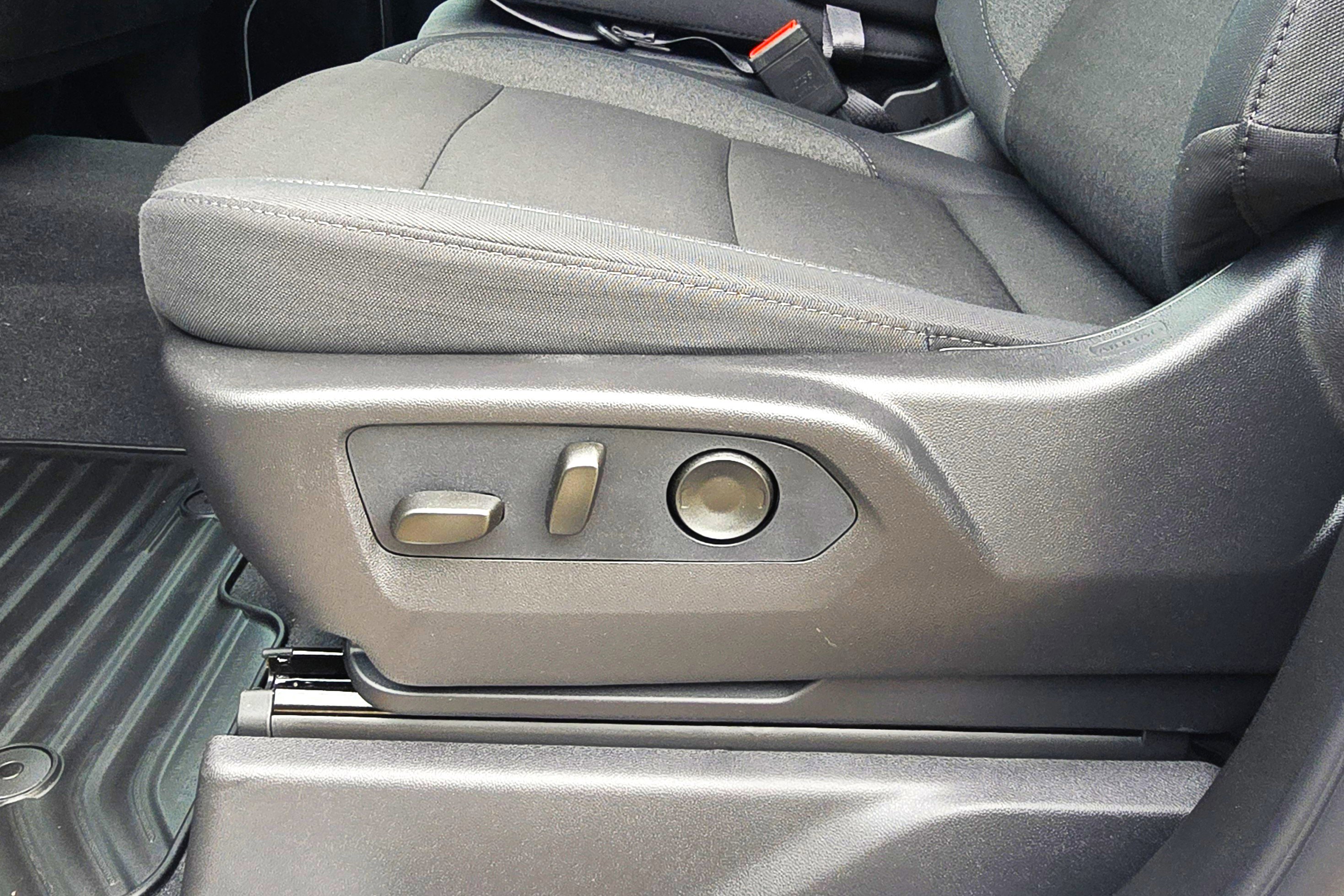 New 2026 GMC Sierra 1500 Elevation image 22