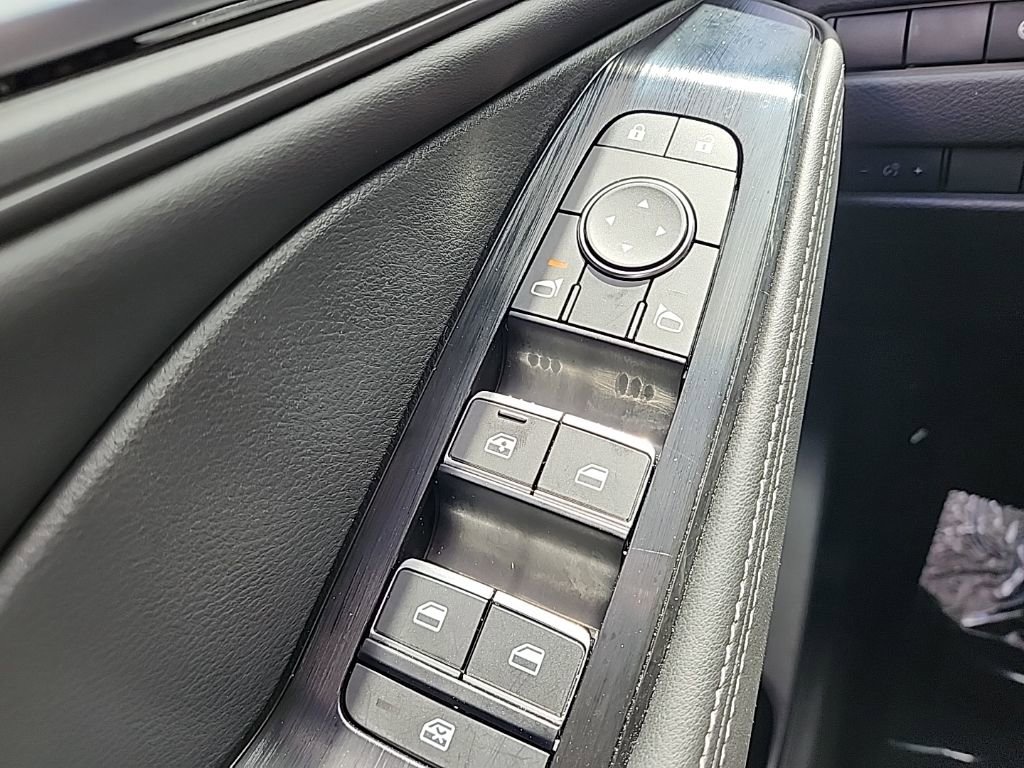 Used 2023 Nissan Rogue SL w/ SL Premium Package image 39