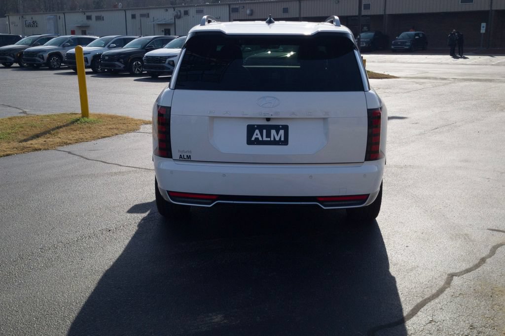 New 2027 Hyundai Palisade Calligraphy FWD image 6
