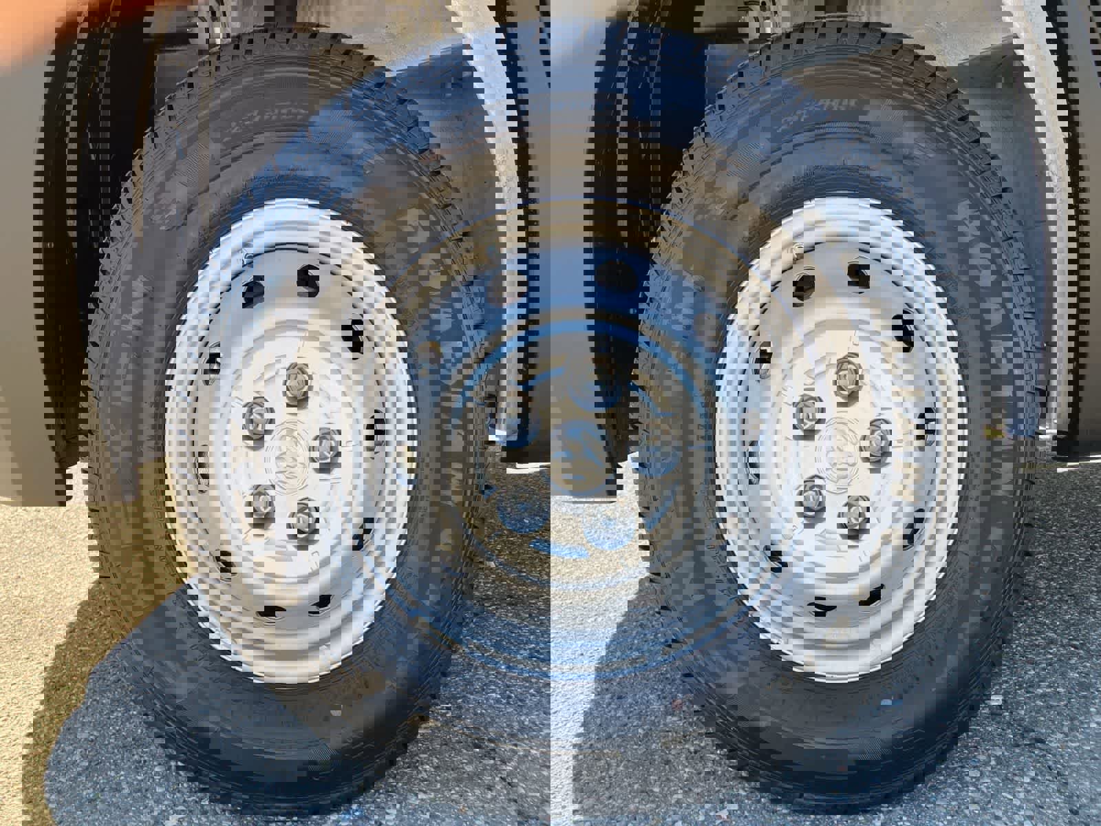 Used 2023 RAM ProMaster 3500 w/ Convenience Group image 9