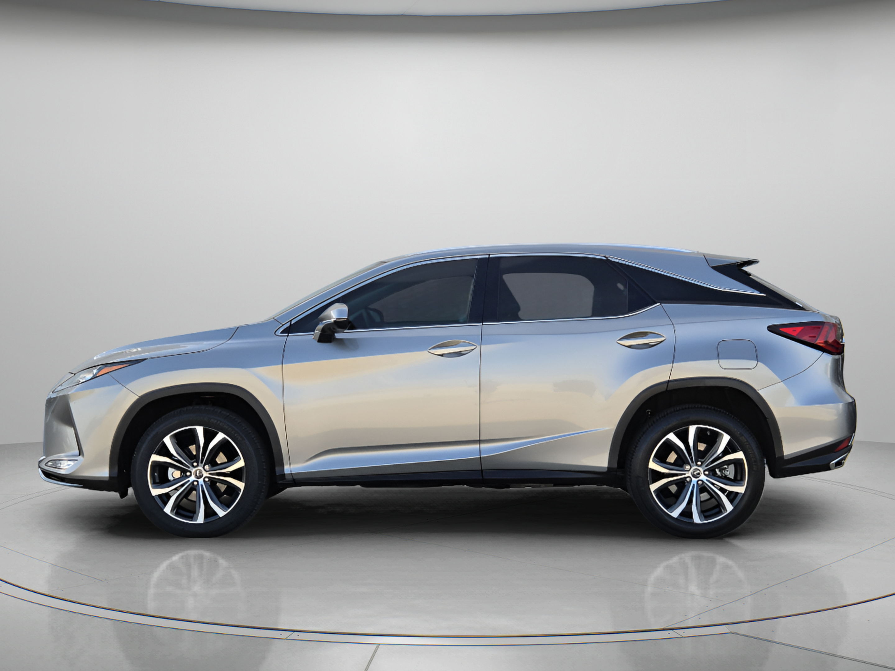 Used 2022 Lexus RX 350 FWD w/ Premium Package image 2